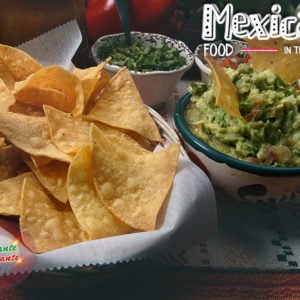 Guacamole al molcajete.
