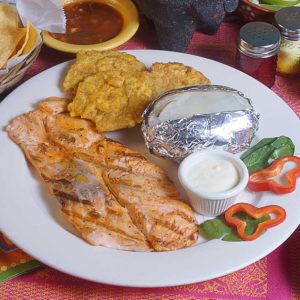 SALMON A LA PARRILLA